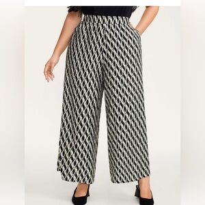 Plus Wide Leg Geometric Print Pants